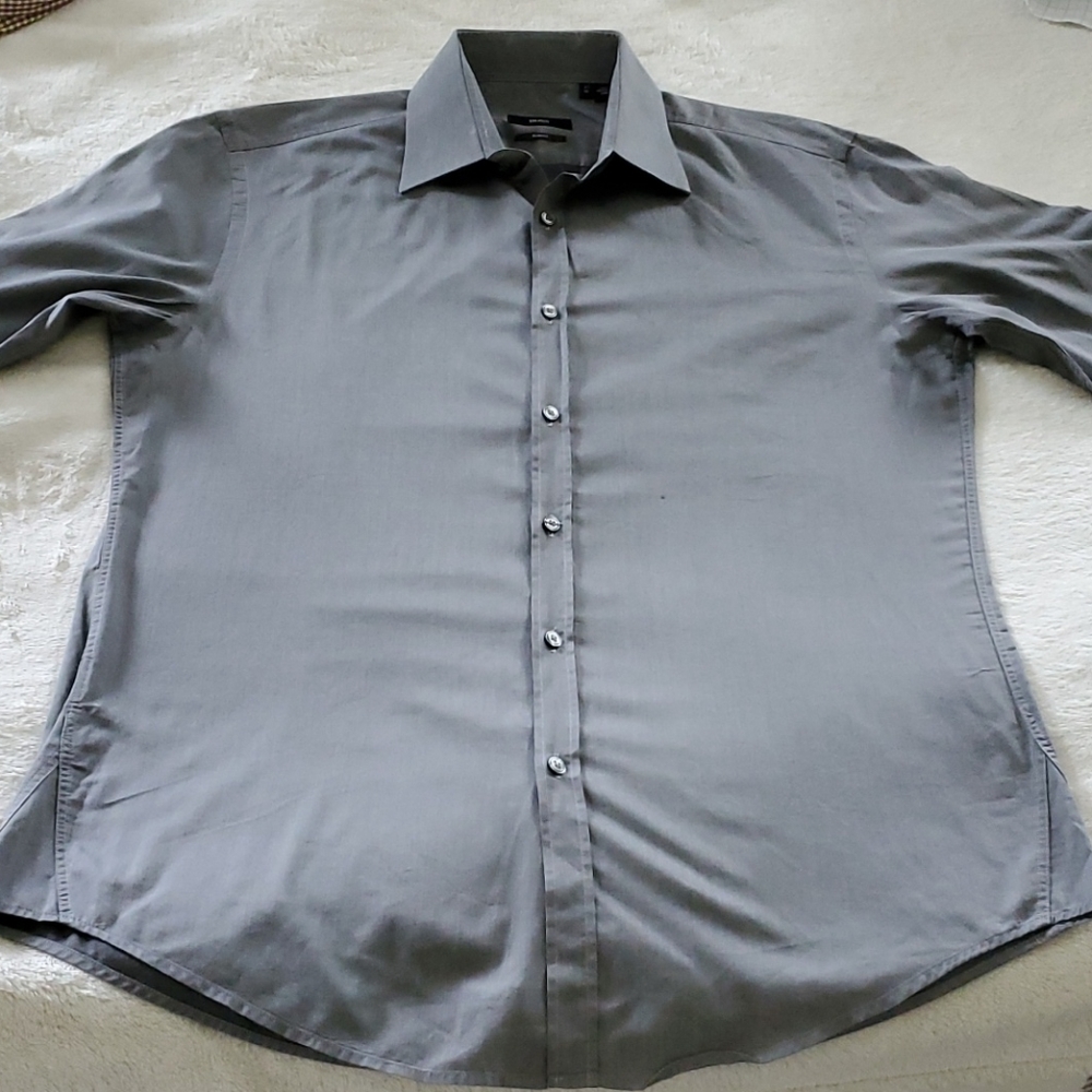 Hugo Boss - Picture 5 of 8